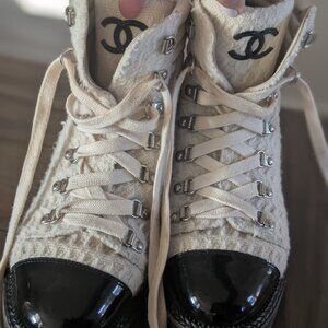 Authentic Chanel ivory tweed combat boots with patent and leather insert